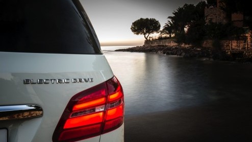 Autotest Mercedes-Benz B-Klasse facelift en B-Klasse Electric Drive.