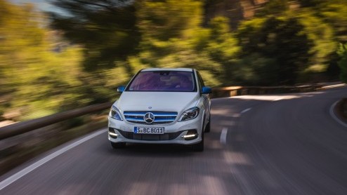 Autotest Mercedes-Benz B-Klasse facelift en B-Klasse Electric Drive.