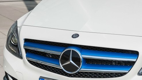 Autotest Mercedes-Benz B-Klasse facelift en B-Klasse Electric Drive.