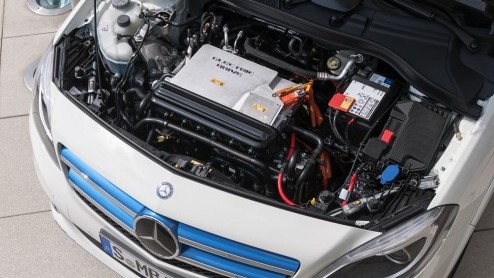 Autotest Mercedes-Benz B-Klasse facelift en B-Klasse Electric Drive.