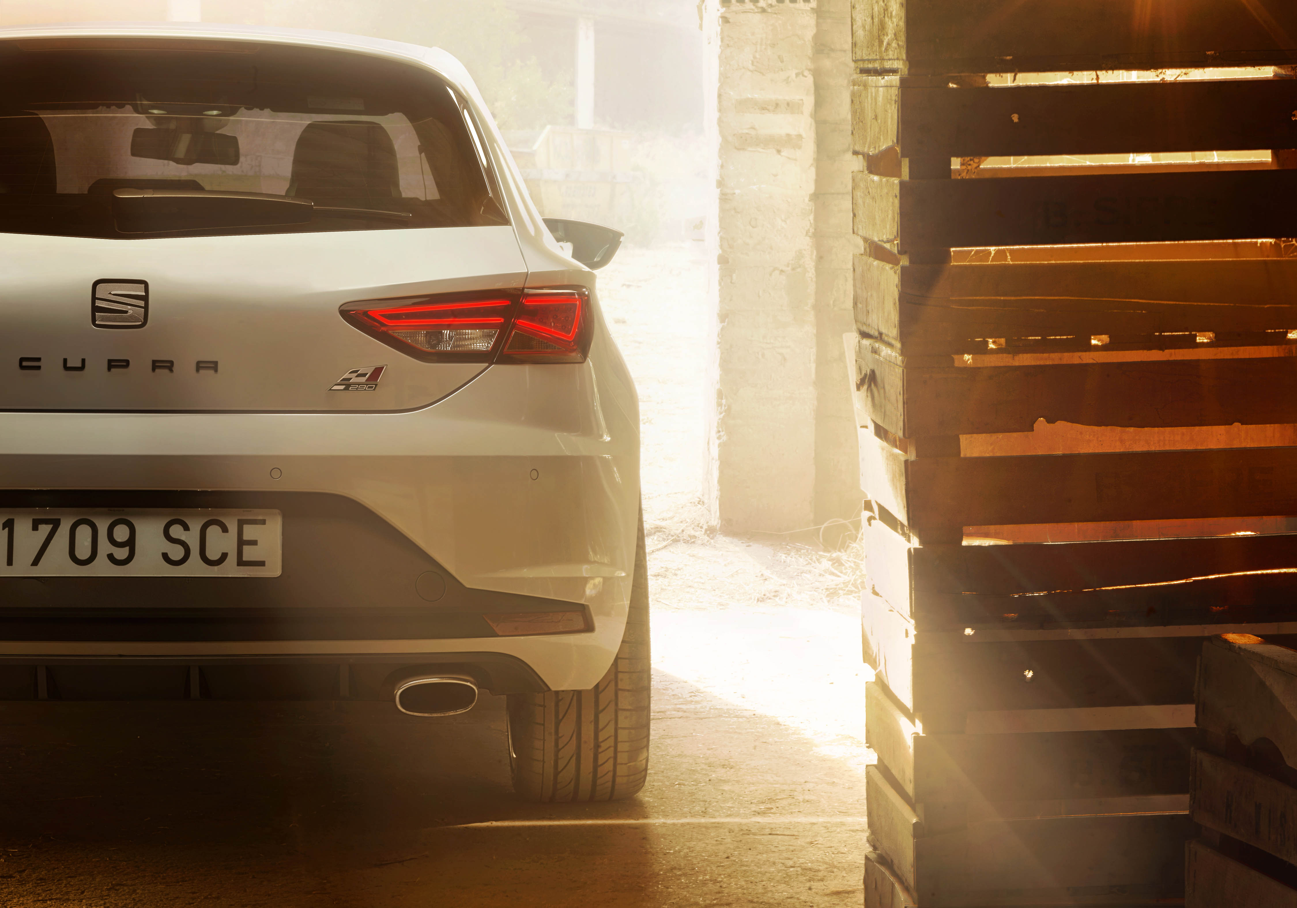 Seat voert druk op met Leon Cupra 290, voorzien van een breder koppelverloop en aangesterkte looks.