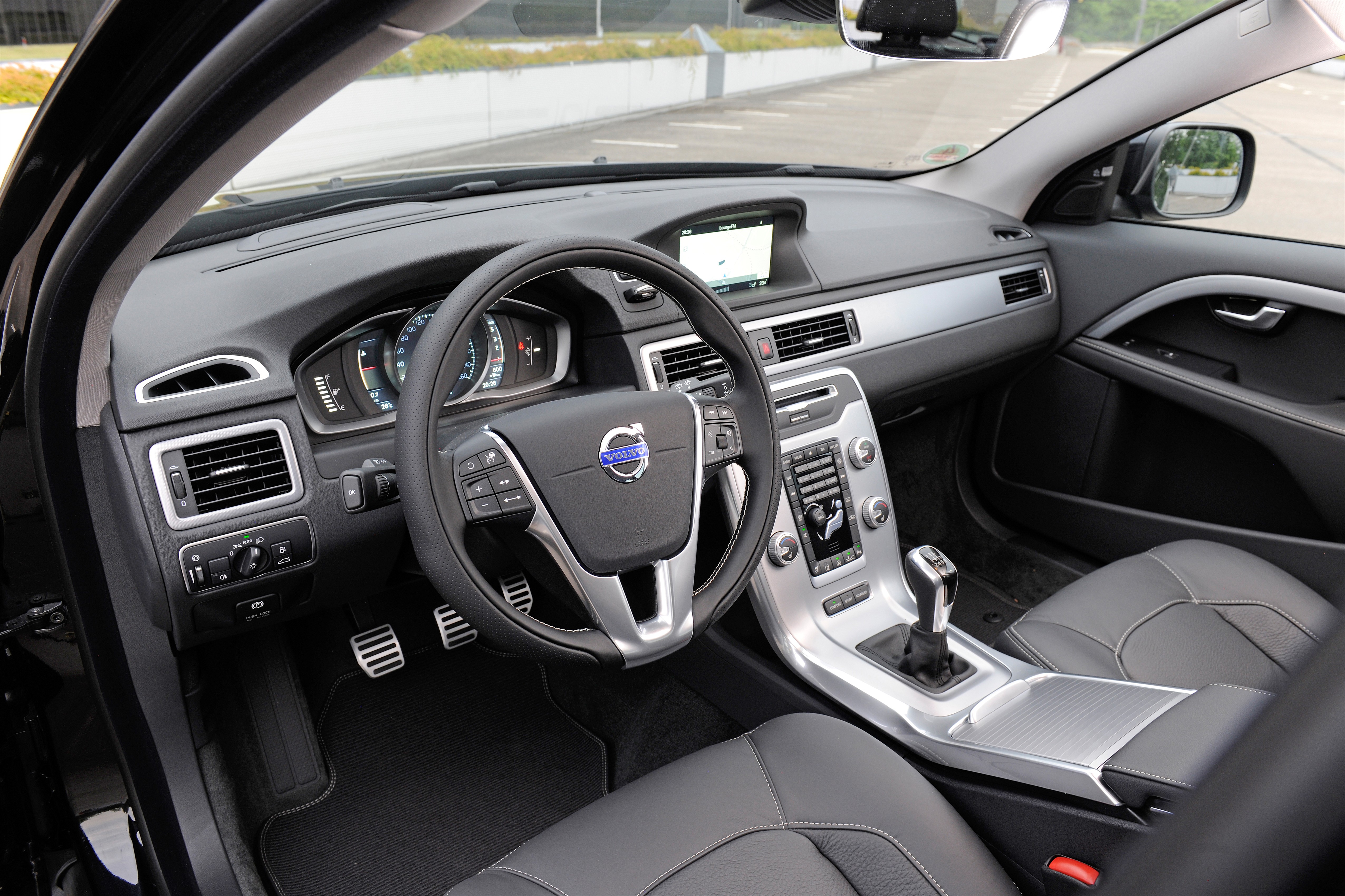 Volvo introduceert een nieuwe uitvoering van de XC70 met vierwielaandrijving. Het is de XC70 D4 AWD Polar+.