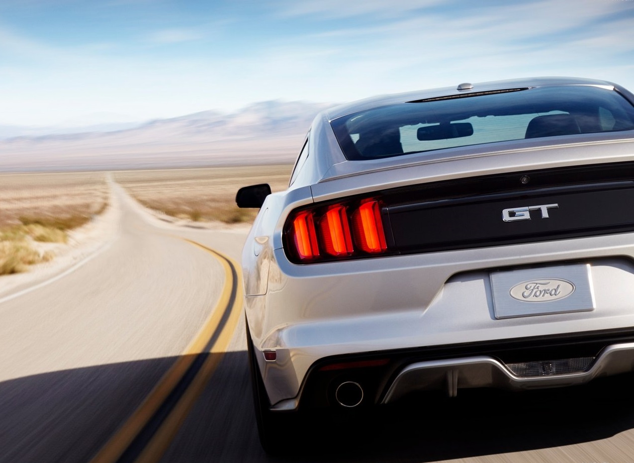 Mustang introduceert een Performance Power Package voor o.a. de viercilinder Mustang. Daarmee krijgt die bijna evenveel trekkracht als de V8. Maar