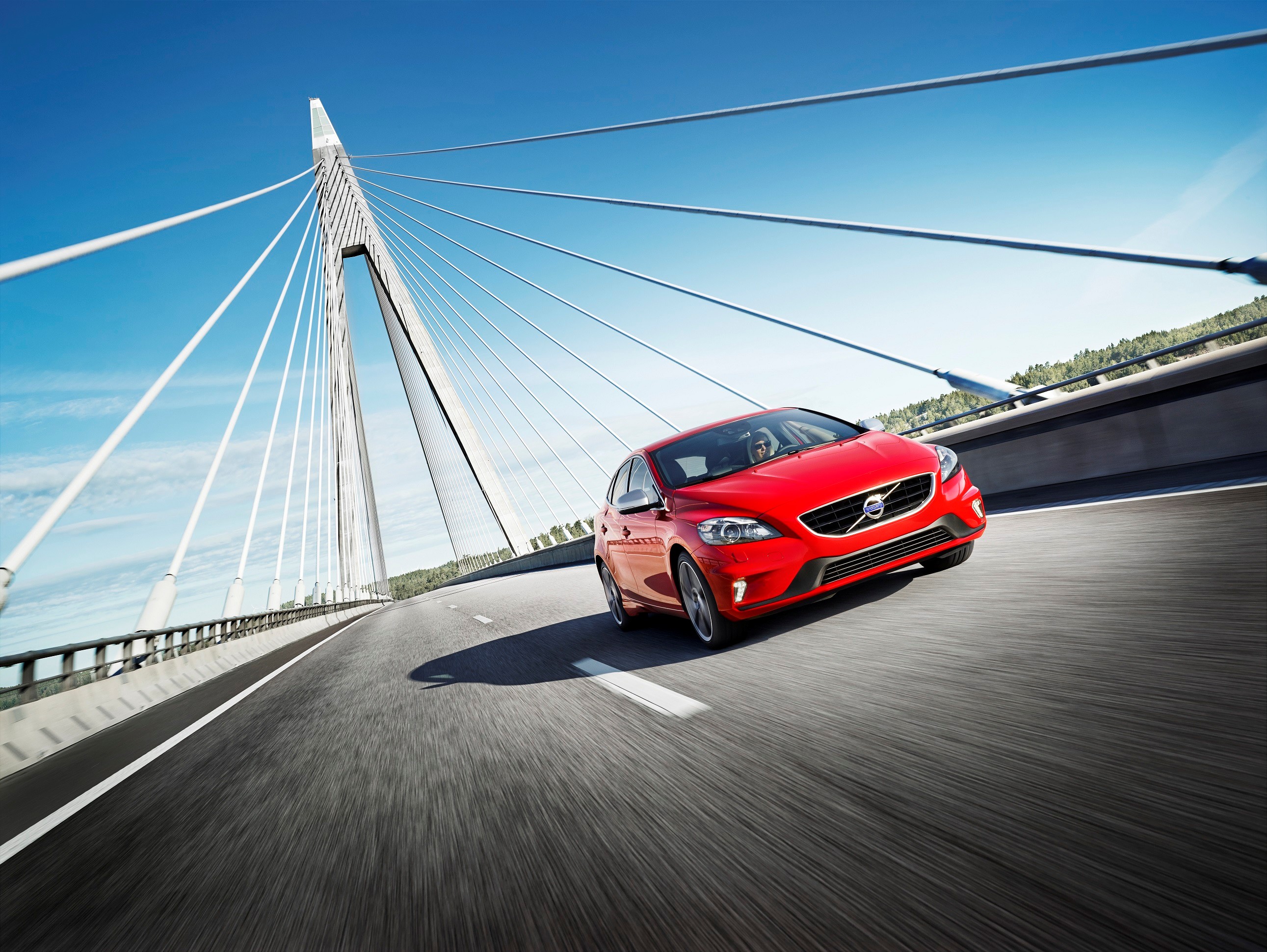 De Volvo V40 D2 Business Sport is een nieuwe uitvoering met 14% bijtelling, gebaseerd op de R-Design maar dan met Business Pack, Winter Line en grotere brandstoftank.