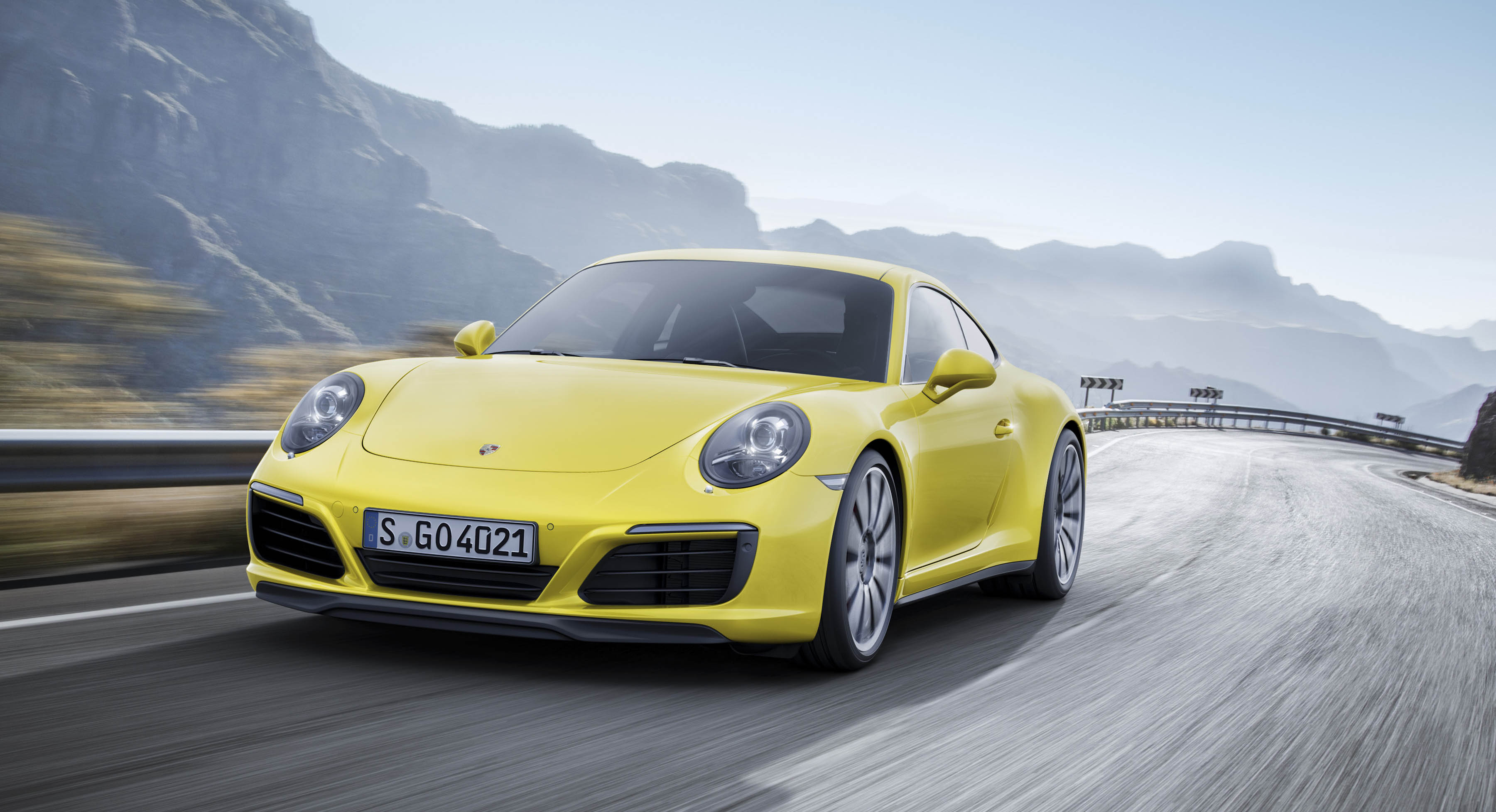 Porsche maakt de vernieuwde 911 Carrera 4 en Targa 4 modellen bekend. Beide varianten hebben vierwielaandrijving en komen ook als Carrera 4S en Targa 4 S op de markt met nog meer vermogen.