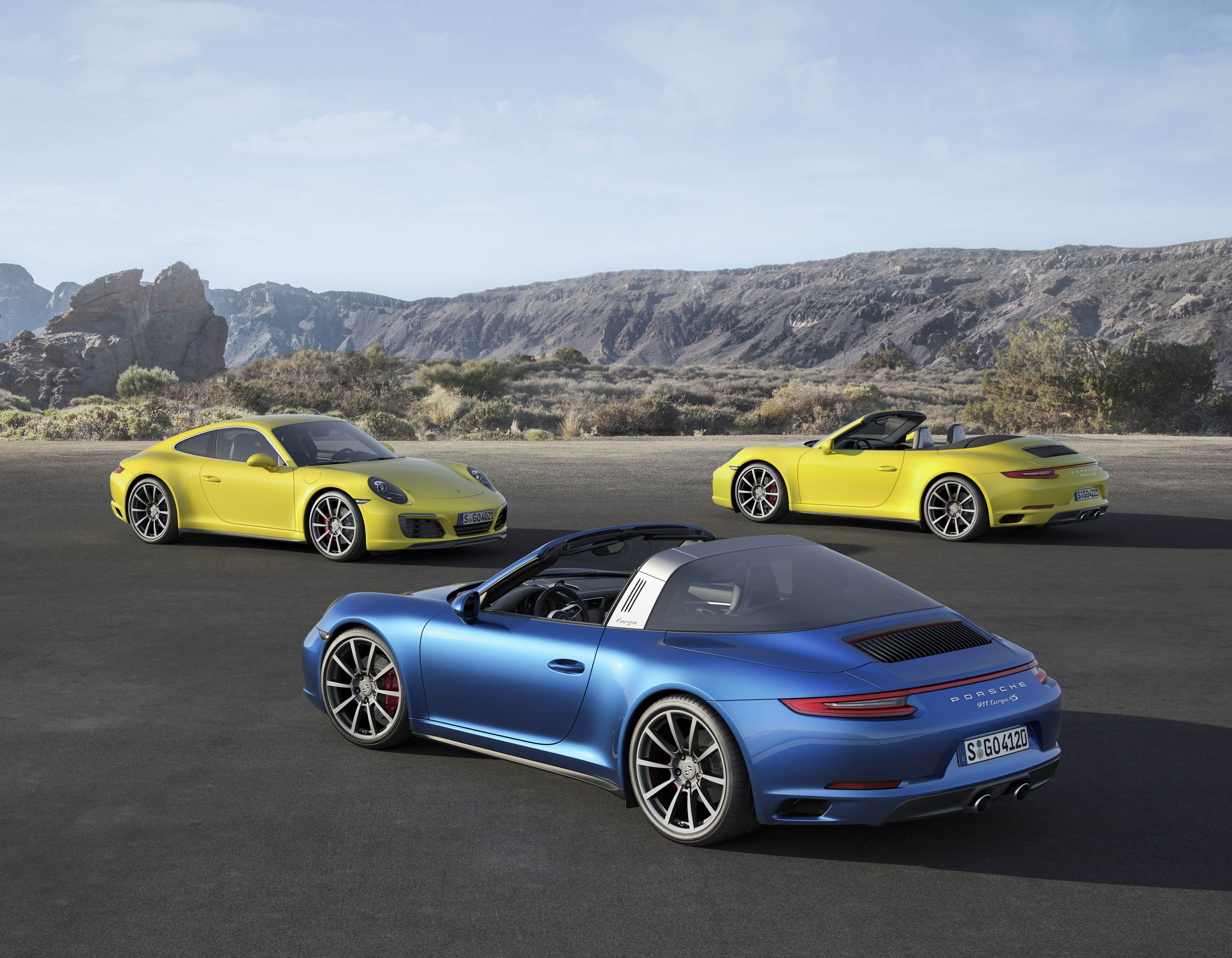 Porsche maakt de vernieuwde 911 Carrera 4 en Targa 4 modellen bekend. Beide varianten hebben vierwielaandrijving en komen ook als Carrera 4S en Targa 4 S op de markt met nog meer vermogen.
