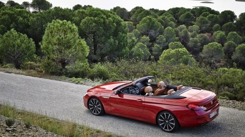 Facelift BMW 6 Serie 2015 en M6 Coup, Gran Coup en Cabriolet zorgt voor meer rijplezier met standaard sportuitlaat, shift lights en BMW M Laptimer.