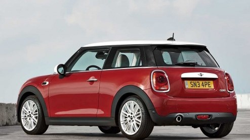 Een prijs van de nieuwe Mini One en One D hadden we al, de specificaties ontbraken echter nog. Dat is nu ook geen geheim meer. Beide versies beschikken in ieder geval over een driecilinder.