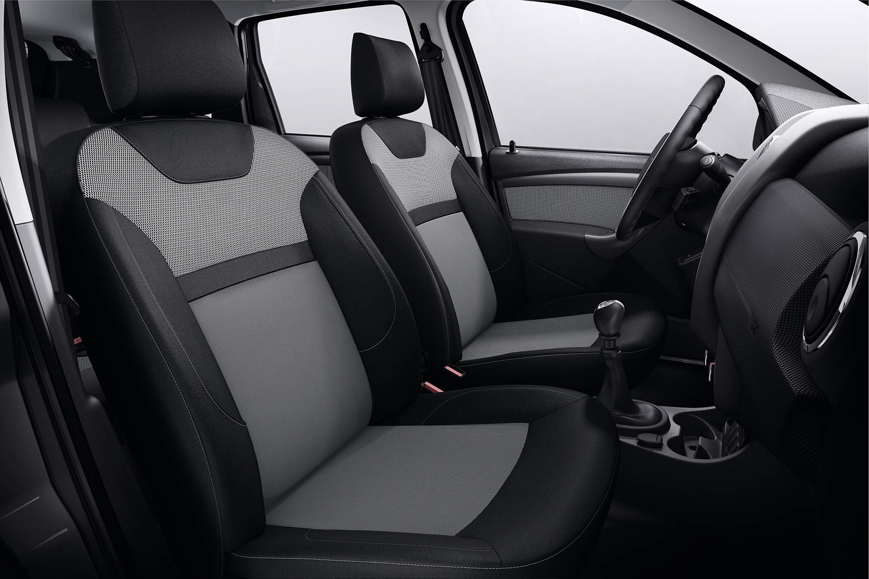 Dacia Duster voor modeljaar 2016 opgewaardeerd met aangepast ex- en interieur. Alle benzine- en dieselmotoren in het Dacia-gamma zijn daarnaast nog zuiniger geworden.