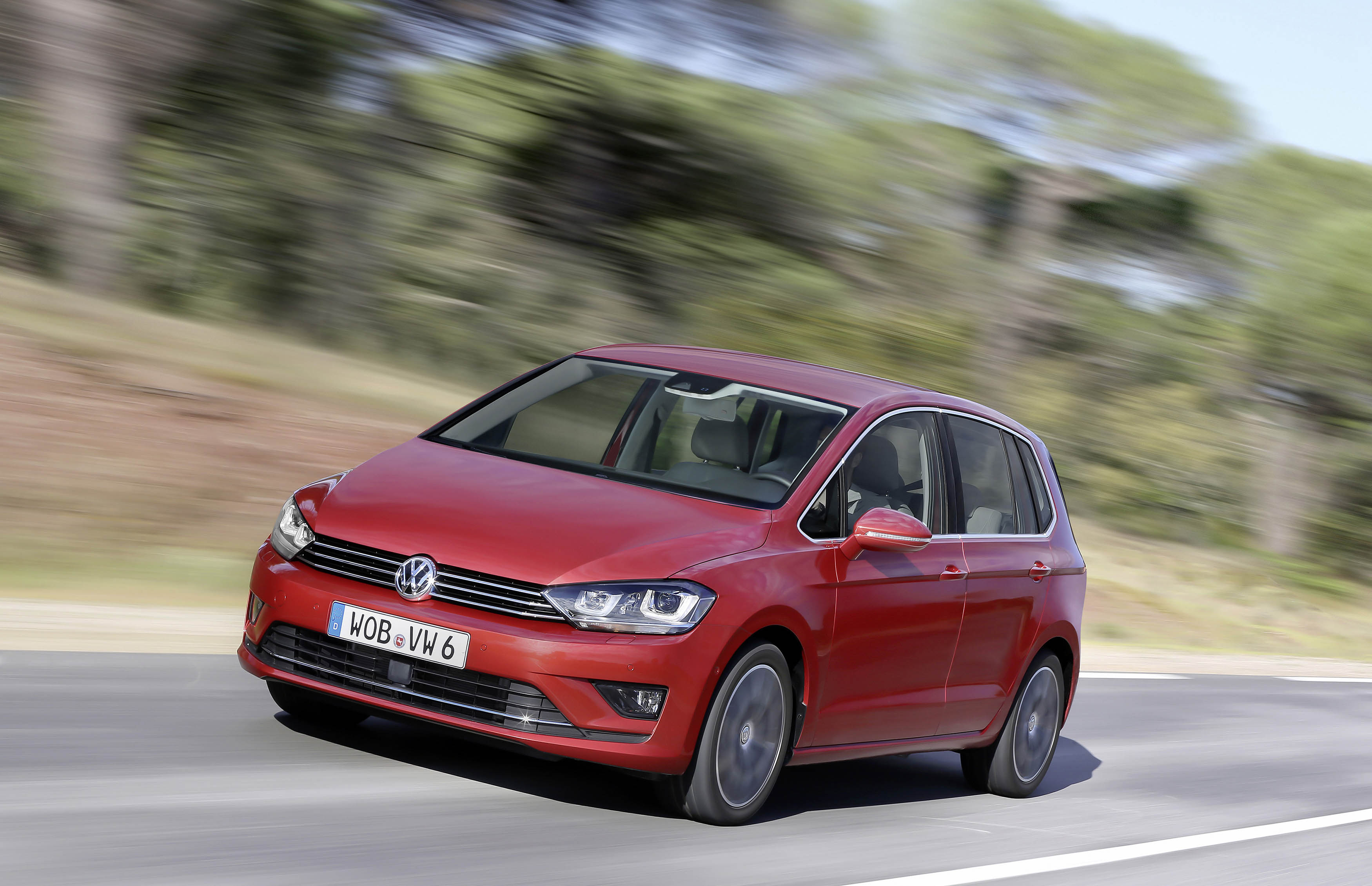 Prijzen Volkswagen Golf Sportsvan verlaagd vanaf modeljaar 2016. Ook geldt er nu een inruilpremie van 1000 tot 1500 euro.