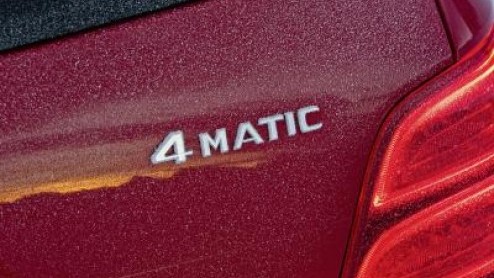 Mercedes-Benz GLK nu ook leverbaar met viercilinder turbobenzinemotoren. Nieuw duo GLK 200 en GLK 250 en GLK 250 4Matic doen intrede op prijslijst.
