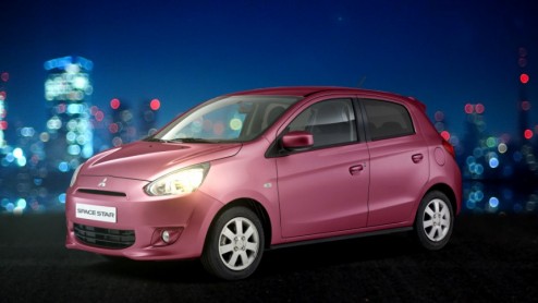 Mitsubishi Space Star nu tijdelijk in de Bright-uitvoering met meer luxe dan de reguliere Inform, terwijl de prijs hetzelfde is: 9990 euro.