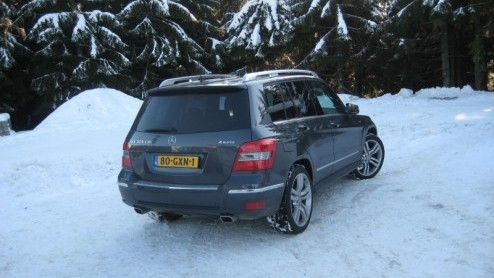 Sneeuw, vrieskou en een zonnetje waren voor ons d ingredinten om de sfeer te willen gaan proeven in het welbekende Winterberg. Goede timing van Mercedes-Benz om met de nieuwe GLK op de proppen te ko