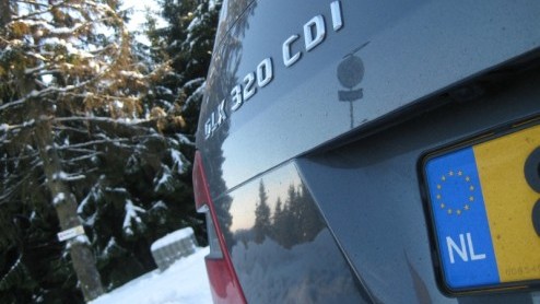 Sneeuw, vrieskou en een zonnetje waren voor ons d ingredinten om de sfeer te willen gaan proeven in het welbekende Winterberg. Goede timing van Mercedes-Benz om met de nieuwe GLK op de proppen te ko