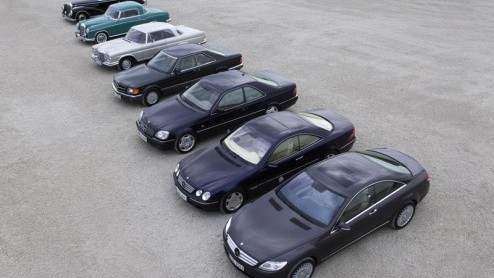De fotos waren al uitgelekt en te zien hier op Autovandaag, vandaag presenteert Mercedes officieel de nieuwe CL. De coup is direct afgeleid van de S-Klasse.