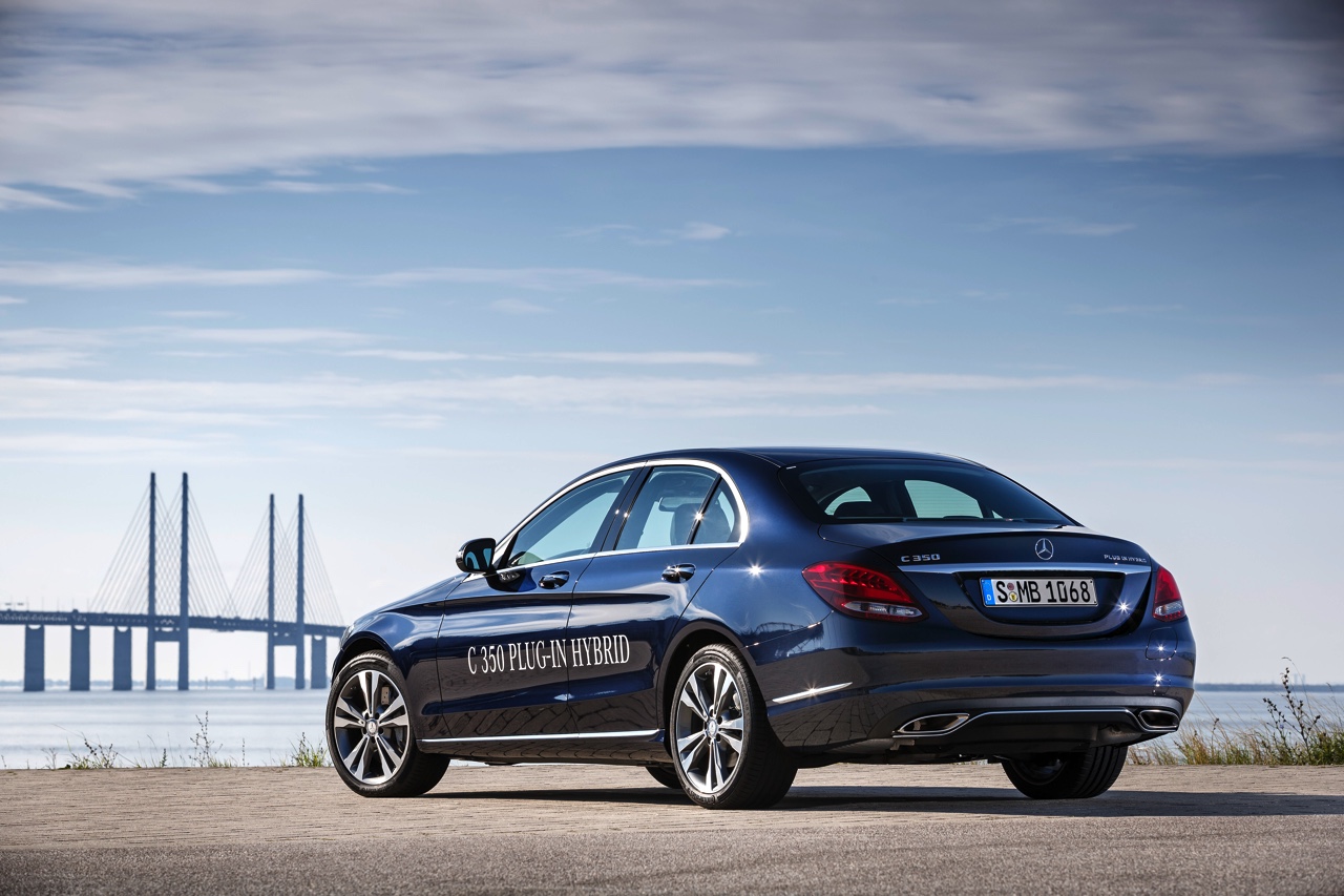 Mercedes C 350 Plug-in Hybrid onthuld op Detroit Auto Show 2015 en gaat in maart naar de dealer als C 350e.