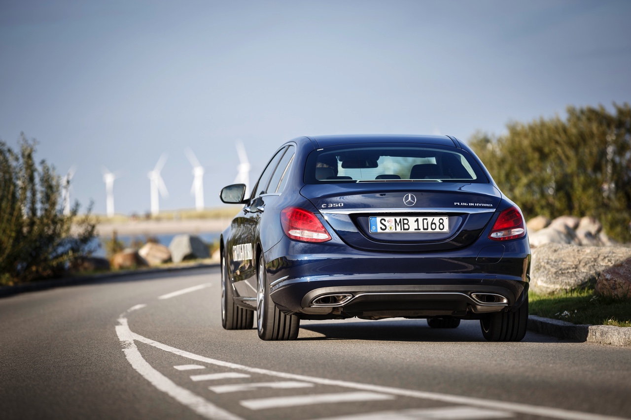 Mercedes C350e plug-in hybride met 7% of 14% bijtelling te bestellen vanaf 57.995 euro.
