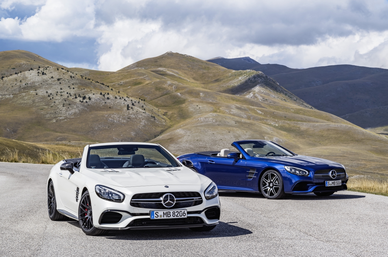 De facelift van de Mercedes SL maakt de legendarische roadster nog sportiever en stijlvoller. Het 2016-model maakt zijn debuut op de Los Angeles Motor Show.