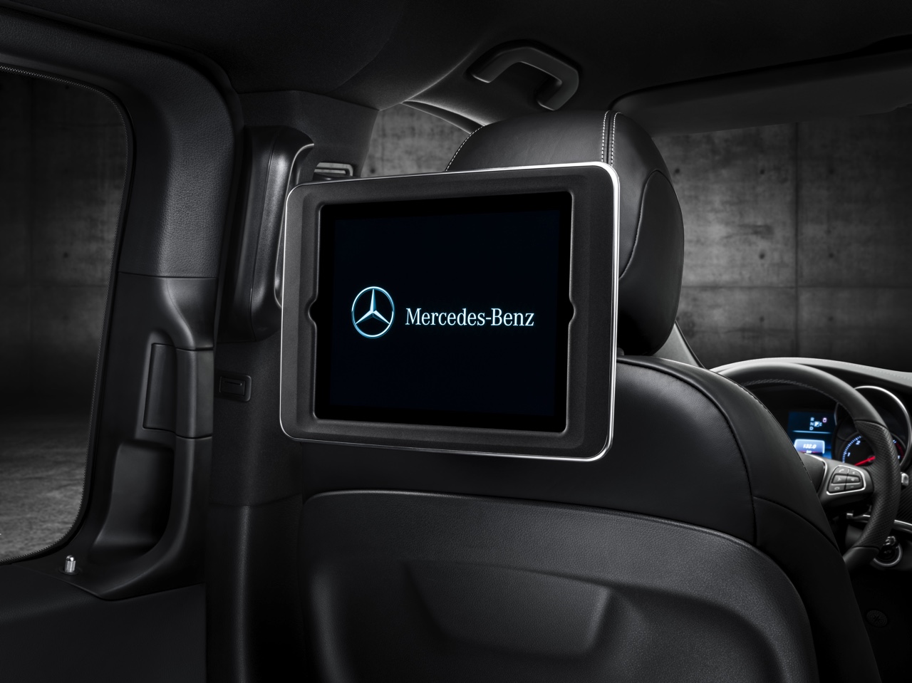 Mercedes V-Klasse Exclusive naar Autosalon van Geneve, in navolging van de sportieve AMG Line.
