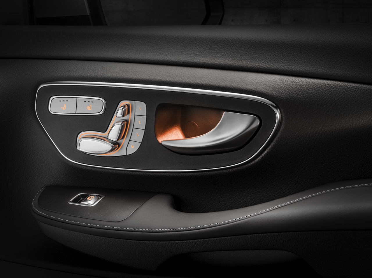 Mercedes V-Klasse Exclusive naar Autosalon van Geneve, in navolging van de sportieve AMG Line.