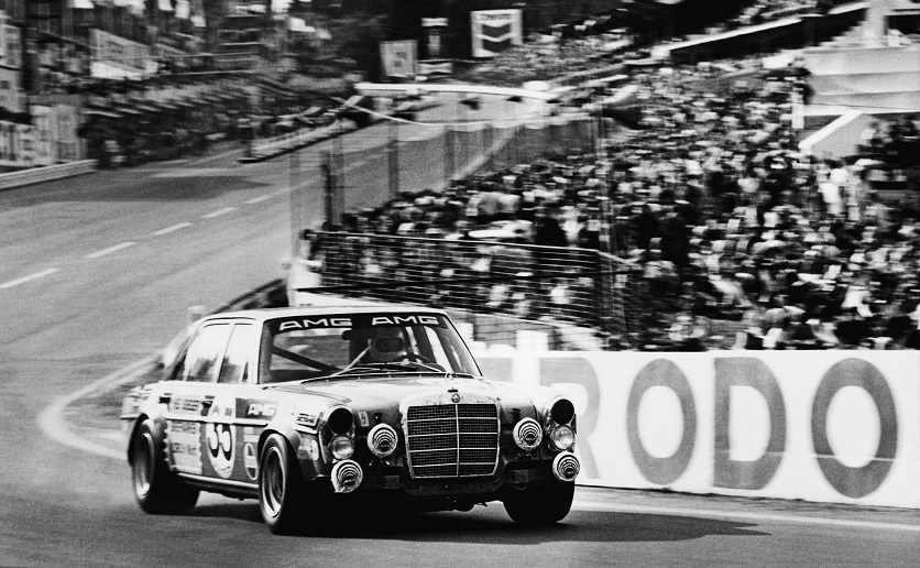 AMG, de huistuner van Mercedes-Benz en vrij recent samengevoegd als Mercedes-AMG, bestaat dit jaar 50 jaar. Begonnen in een werkplaats in een molen, is het nu groter dan ooit.