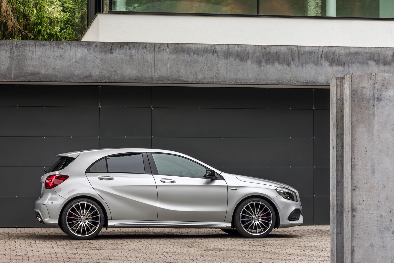 Mercedes-Benz A-Klasse facelift pakt voordelig en luxe uit, met dank aan nieuwe instapper A 160.