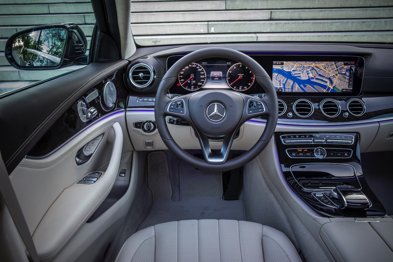 AutoVandaag deed een rijtest met de nieuwe Mercedes-Benz E-Klasse Estate in de uitvoering E220d.