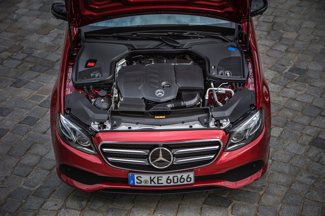 AutoVandaag deed een rijtest met de nieuwe Mercedes-Benz E-Klasse Estate in de uitvoering E220d.