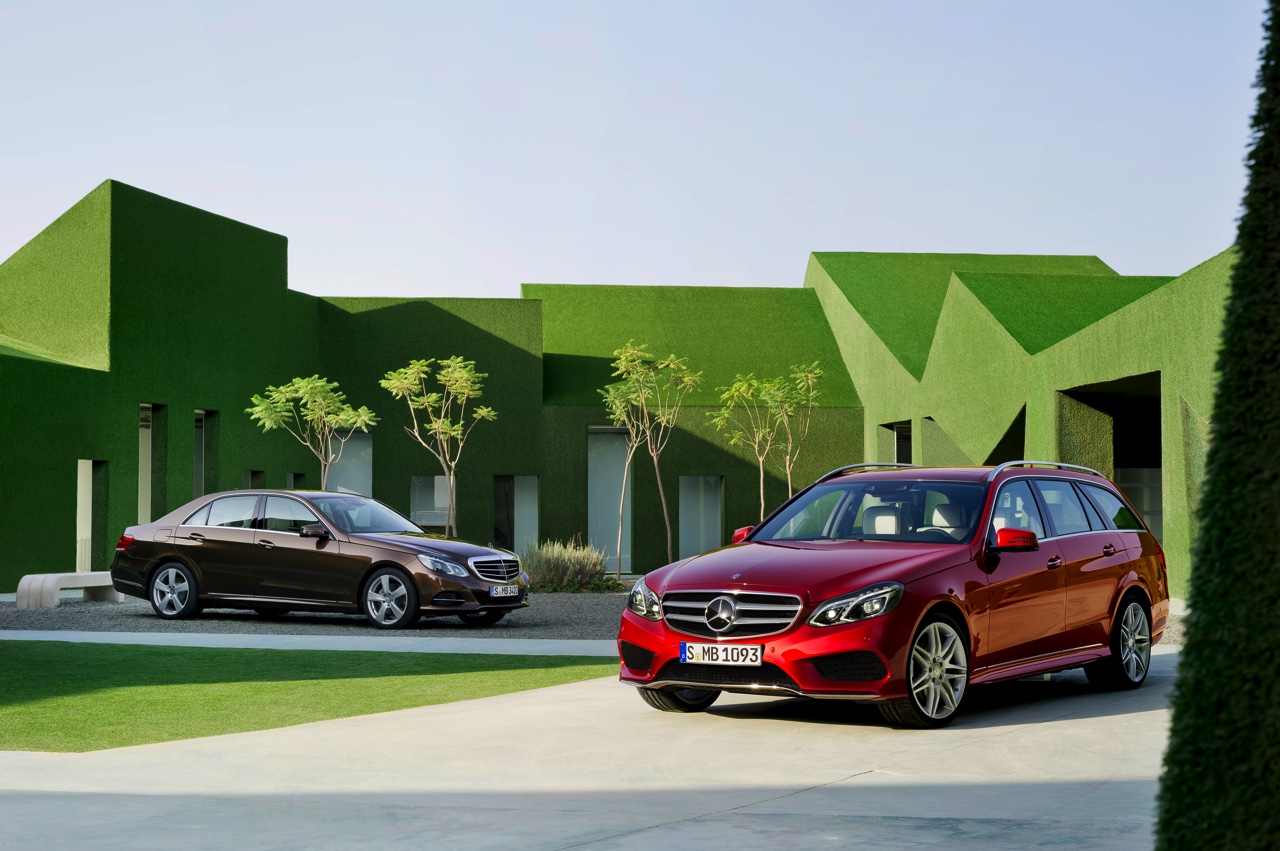Nieuwe Comand Online telematica met infotainmentsysteem voor Mercedes-Benz E-Klasse in 2015.