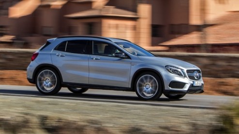Test Mercedes GLA 200 CDI offroad en GLA 45 AMG, de GLA-Klasse crossover van Mercedes-Benz met 4Matic vierwielaandrijving of voorwielaandrijving.