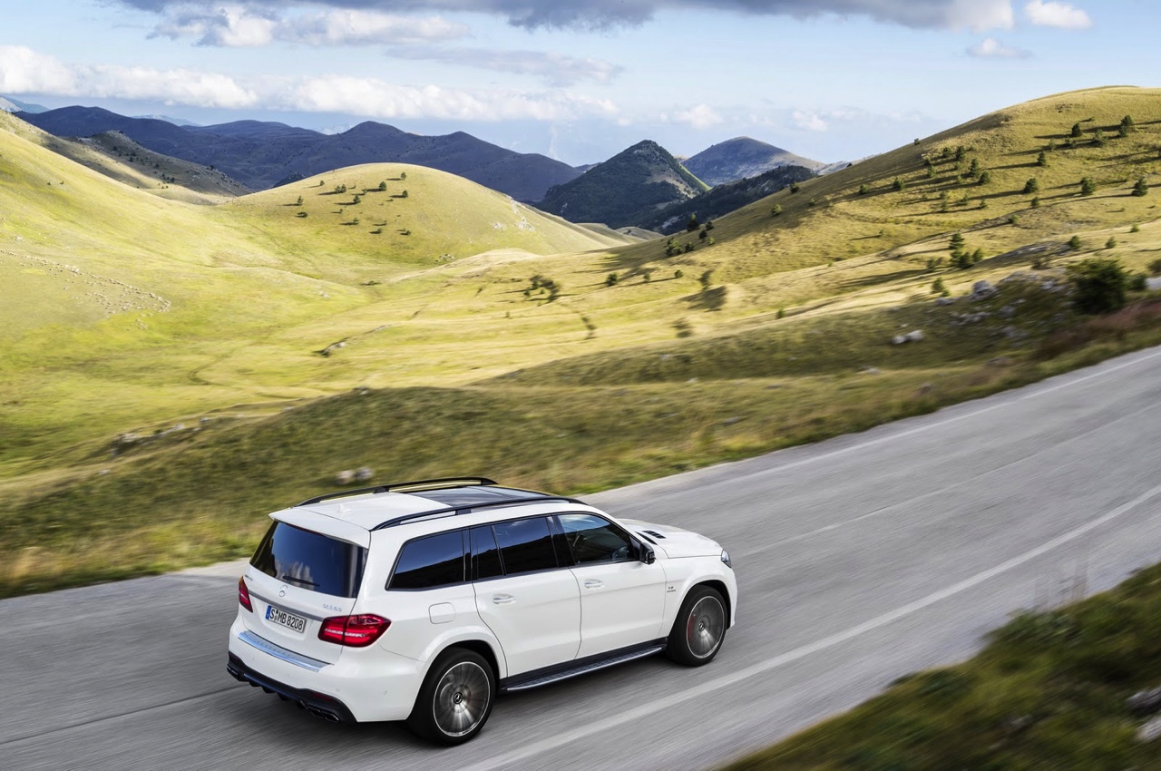 De nieuwe Mercedes-Benz GLS X166 is een feit. We zetten de prijzen en uitvoeringen van de GL-opvolger op een rij. Ook de Mercedes-AMG GLS 63 is al onthuld.