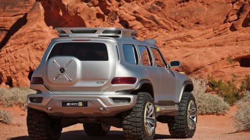 Mercedes-Benz gaat de G-klasse ingrijpend vernieuwen. De terreinbeul zal volgens de eerste berichten moderner gaan ogen en ook flink wat kilos minder aan gewicht op de schaal gaan leggen.
