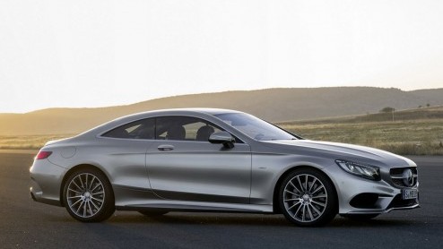 Na wat gelekte beelden eerder deze maand, komt Mercedes-Benz nu zelf met alle info over de S-klasse Coup naar buiten.