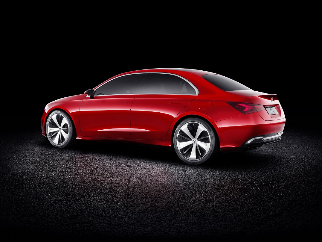 Op de Shanghai Motor Show heeft Mercedes-Benz de Concept A Sedan. De conceptcar toont ons een voorproefje van de volgende generatie compacte modellen, maar ook een nieuwe carrosserievariant.