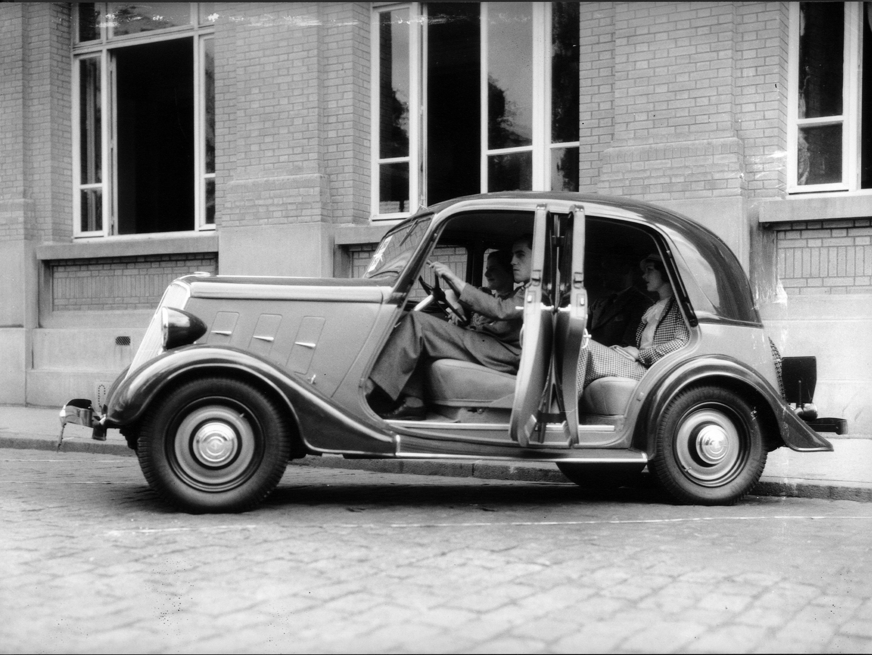 Deze kortingscode geeft 2.50 euro per ticket korting op entreekaarten voor Concours d'Elegance Paleis het Loo 2016, het glansrijke evenement vol autohistorie.