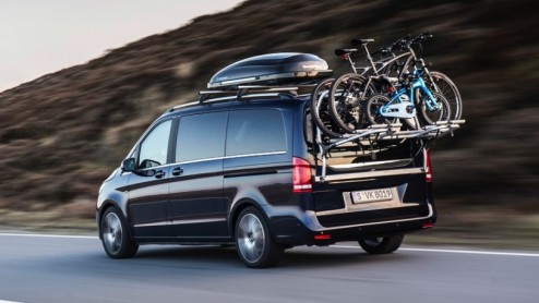 Autotest Mercedes-Benz V 250 BlueTEC, de nieuwe V-Klasse als ruime MPV voor VIP-shuttles en taxi-vervoer.