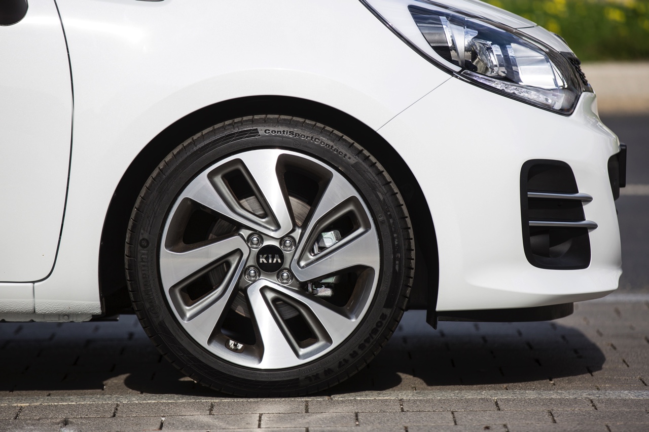 Autotest vernieuwde Kia Rio 2015. Het zijn de details die de Koreaan nog beter hebben gemaakt.