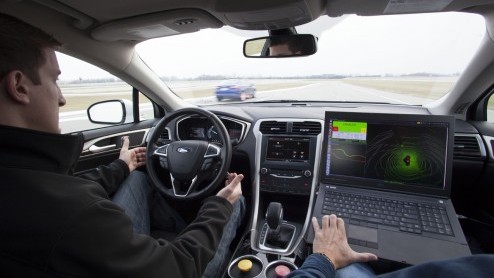 Minister Schultz van I en M bepleit een pioniersrol voor Nederland bij de ontwikkeling en invoering van zelfrijdende auto's.