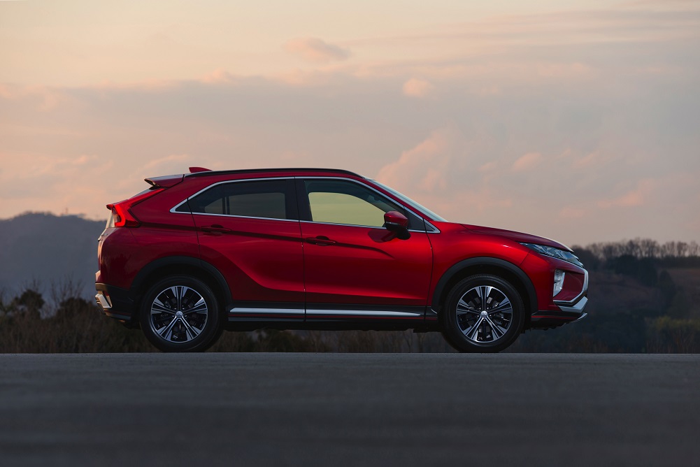 Mitsubishi heeft het doek getrokken van de Eclipse Cross, de volledig nieuwe SUV van het merk. Wat heeft het nieuwe broertje van de ASX en Outlander in zijn mars?
