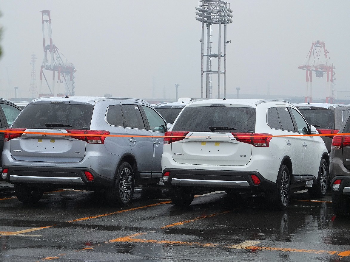 Mitsubishi Outlander facelift beleeft zijn debuut op de New York International Auto Show 2015. Het 2016 model is nu officieel aangekondigd.