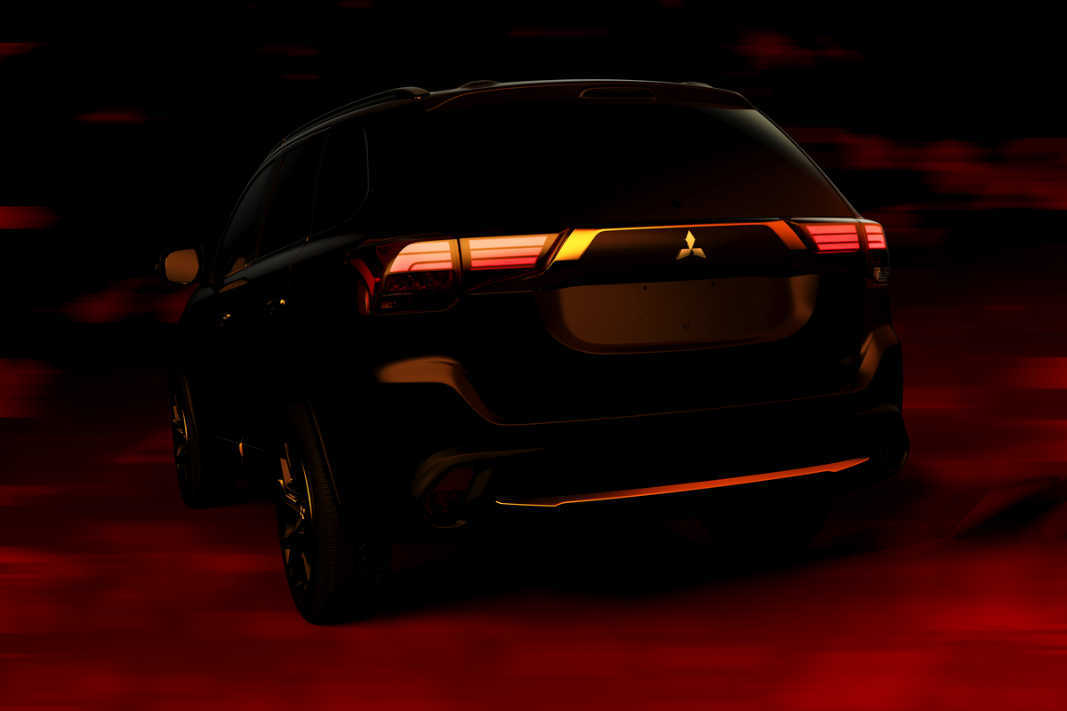 Mitsubishi Outlander facelift beleeft zijn debuut op de New York International Auto Show 2015. Het 2016 model is nu officieel aangekondigd.