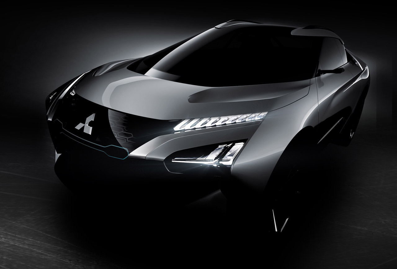 Mitsubishi voorziet haar nieuwste concept, de e-Evolution van kunstmatige intelligentie en een 4WD elektrische aandrijving met drie motoren.