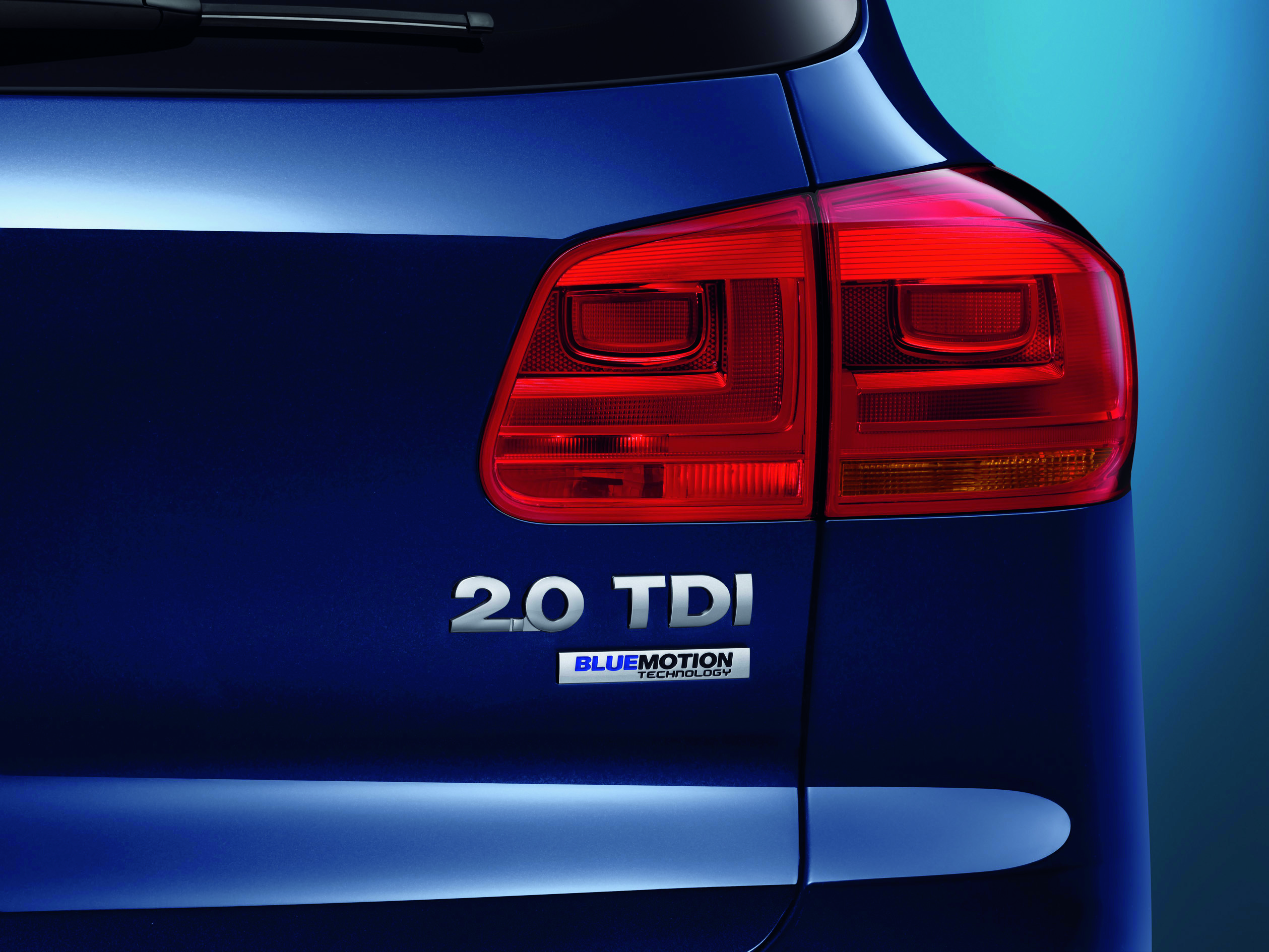Volkswagen Tiguan klaar voor modeljaar 2016 met nieuwe motoren en bijgewerkte navigatie.
