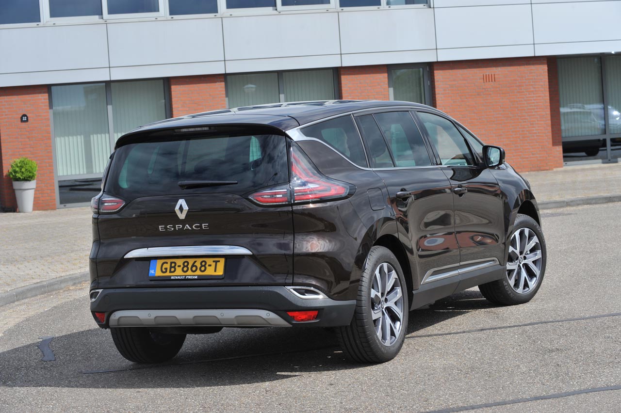Renault vervangt in het topmodel van de Espace de 200 pk 1.6-motor voor een 225 pk 1.8-liter.