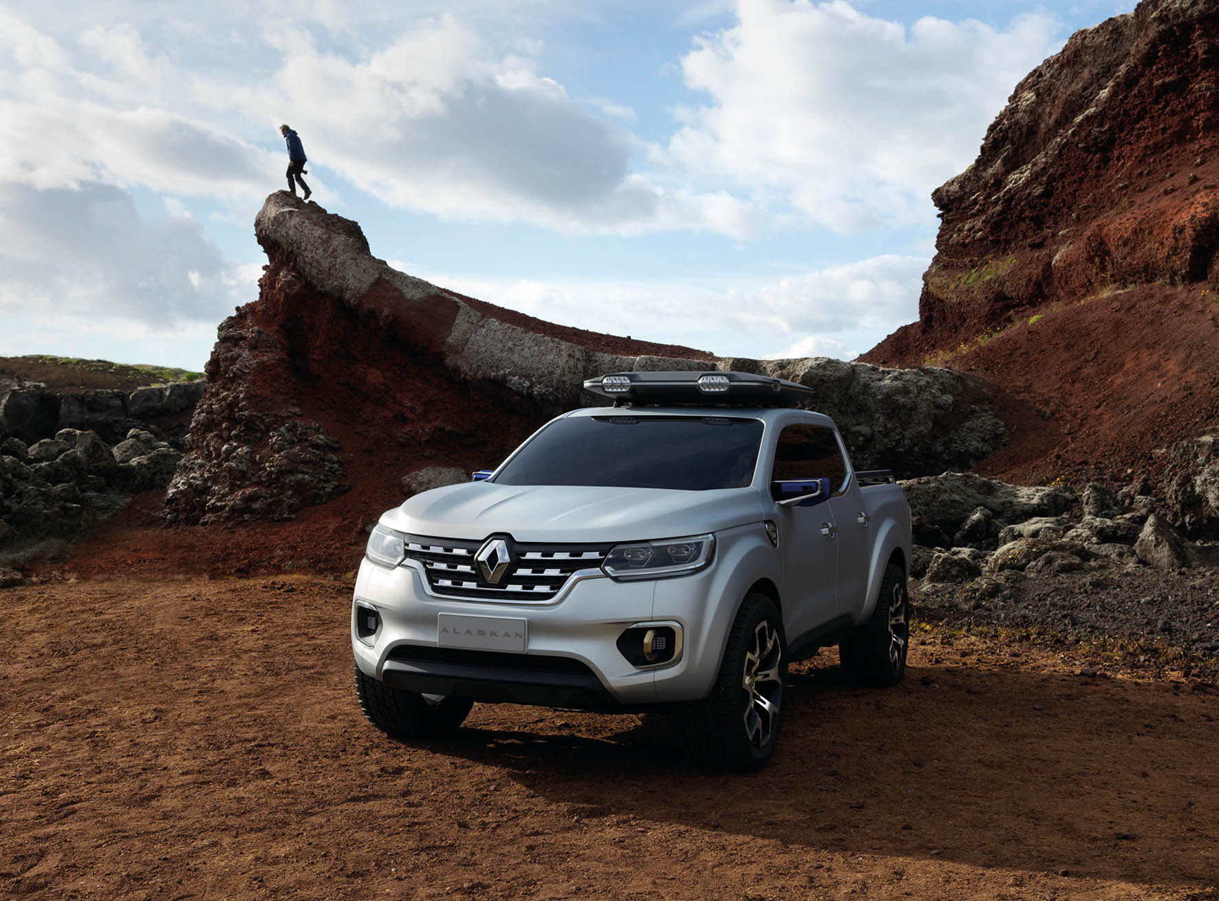 Renault naar BedrijfsautoRAI met Kangoo Express, Trafic Formula Edition en Alaskan Pickup concept.