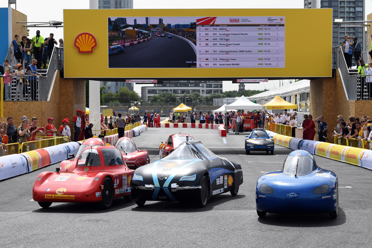 Het universiteitsteam uit Twente heeft de Shell Eco-marathon in Londen gewonnen.