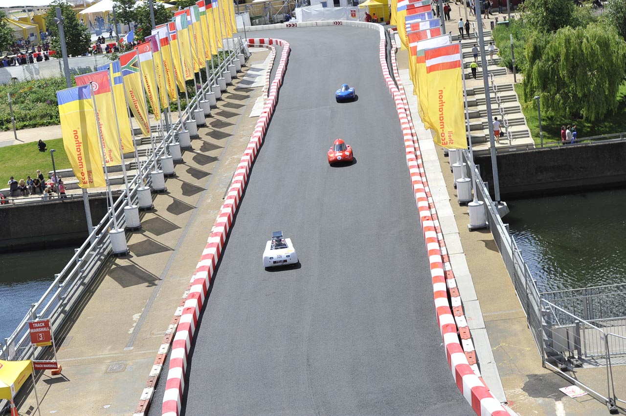 Veertien Nederlandse teams strijden in Londen eind mei om de overwinning tijdens de Shell Eco-marathon.