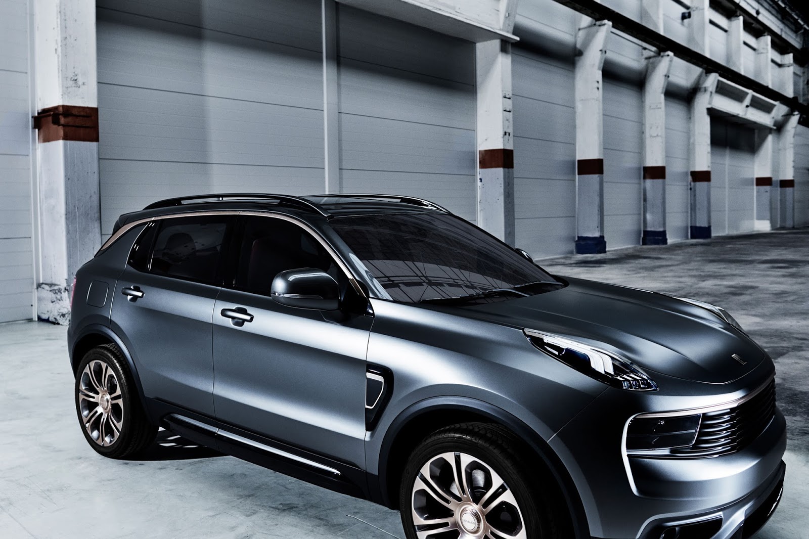 Geely, eigenaar van Volvo, presenteert in samenwerking daarmee het nieuwe merk Lynk & Co. Connectiviteit staat hoog in het vaandel en de internationale verkoopambities zijn zeker aanwezig.