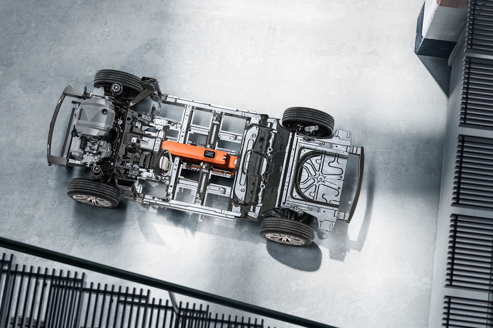 Geely, eigenaar van Volvo, presenteert in samenwerking daarmee het nieuwe merk Lynk & Co. Connectiviteit staat hoog in het vaandel en de internationale verkoopambities zijn zeker aanwezig.