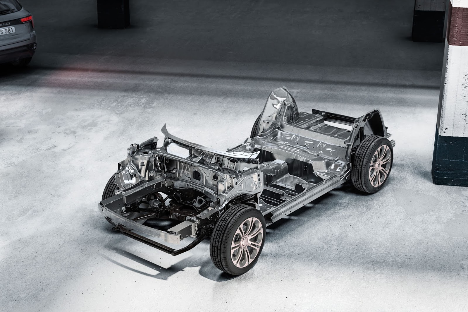 Geely, eigenaar van Volvo, presenteert in samenwerking daarmee het nieuwe merk Lynk & Co. Connectiviteit staat hoog in het vaandel en de internationale verkoopambities zijn zeker aanwezig.